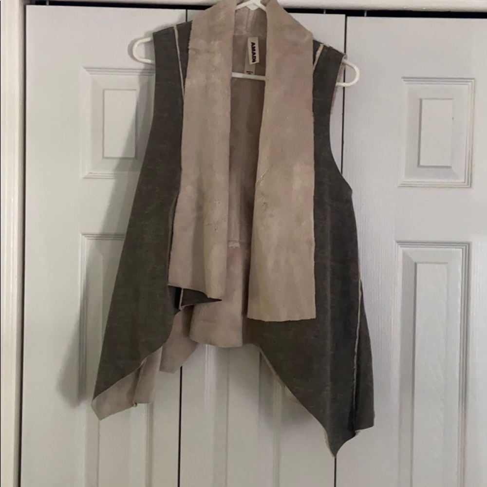 Amati Kady vest size Medium